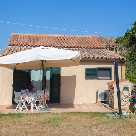 펜션 La Pavoncella Marina - Cozy Near Porto Taverna *