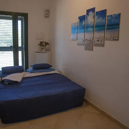 펜션 La Pavoncella Marina - Cozy Near Porto Taverna Vaccileddi